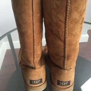 UGG Classic Tall boot in Chestnut